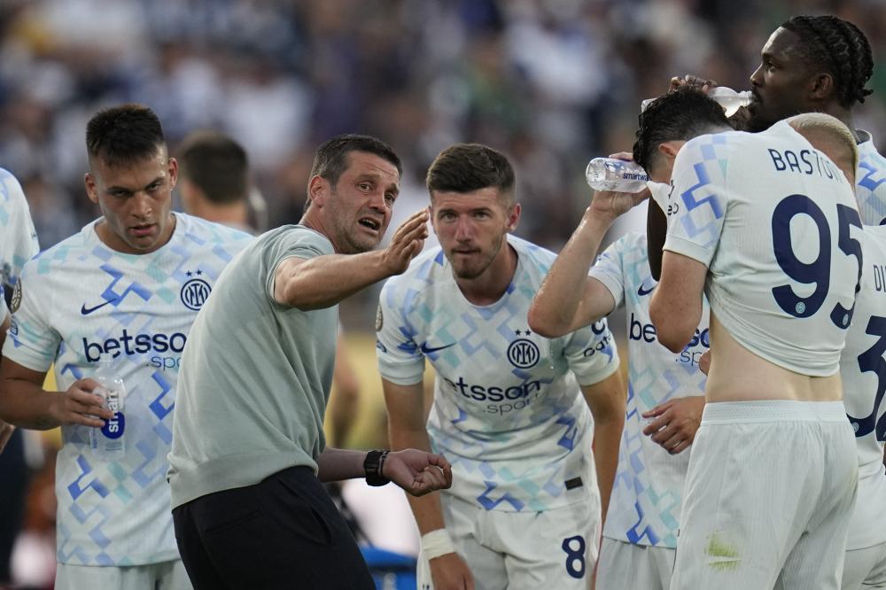 德甲战报：伯格1射1传，霍芬海姆3-0完胜奥格斯堡